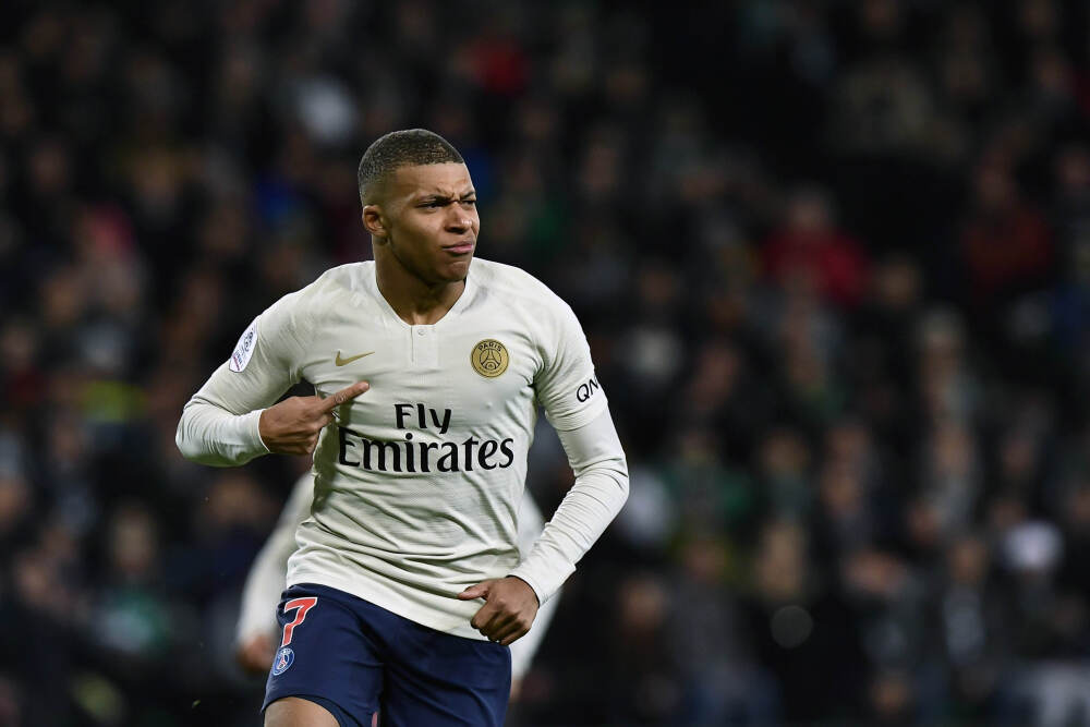 1米95的盖伊会像马莱莱一样 面对中超后卫都是降维打击吗